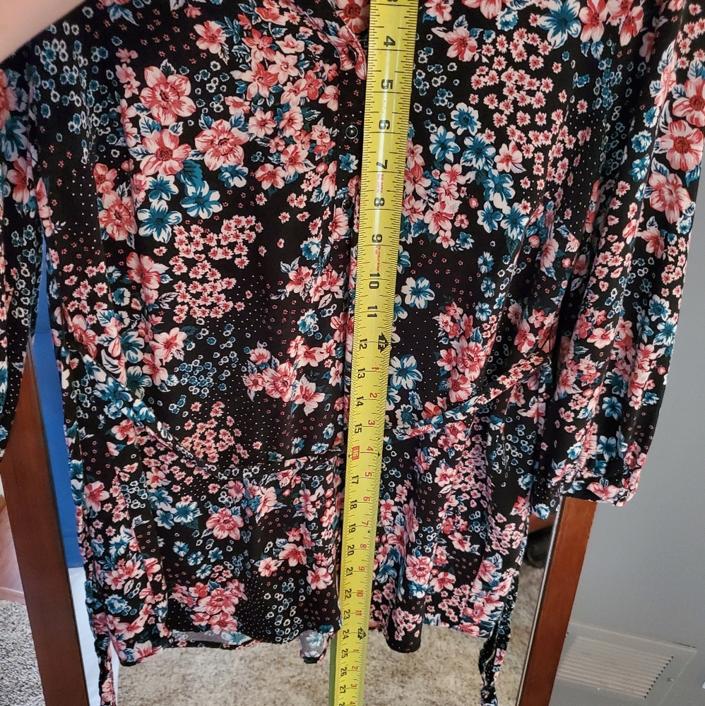 Floral Maternity Top - Picture 4 of 6